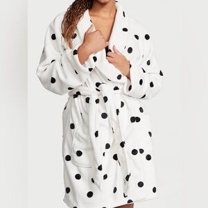 VICTORIA’S SECRET PLUSH SHORT COZY Polka Dot Women's Robe